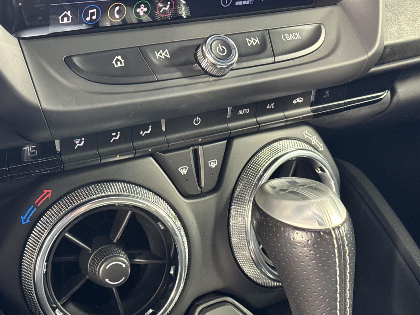 Thumbnail: 2020 Chevrolet Camaro - 18