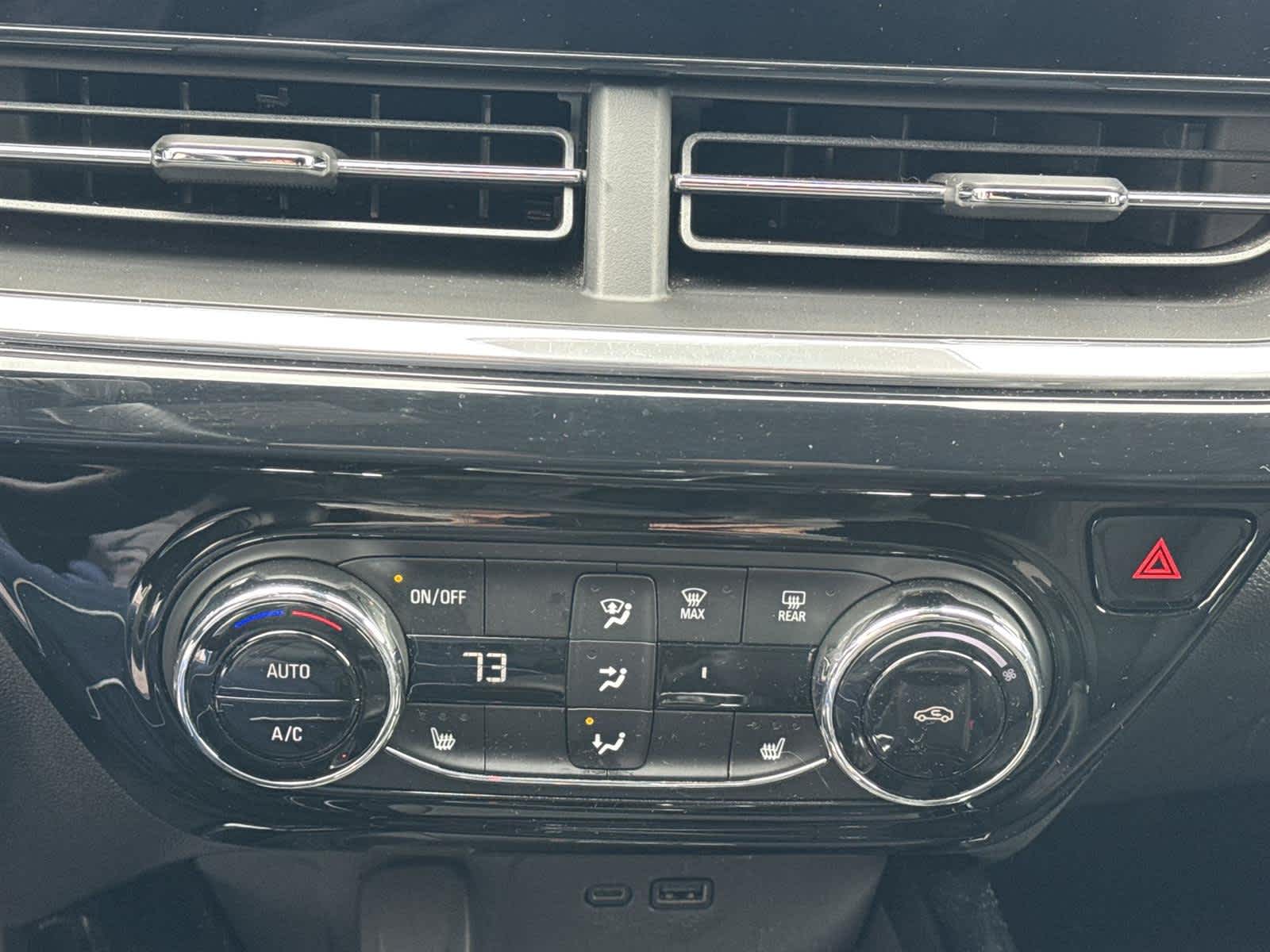 Thumbnail: 2024 Chevrolet Trax - 19