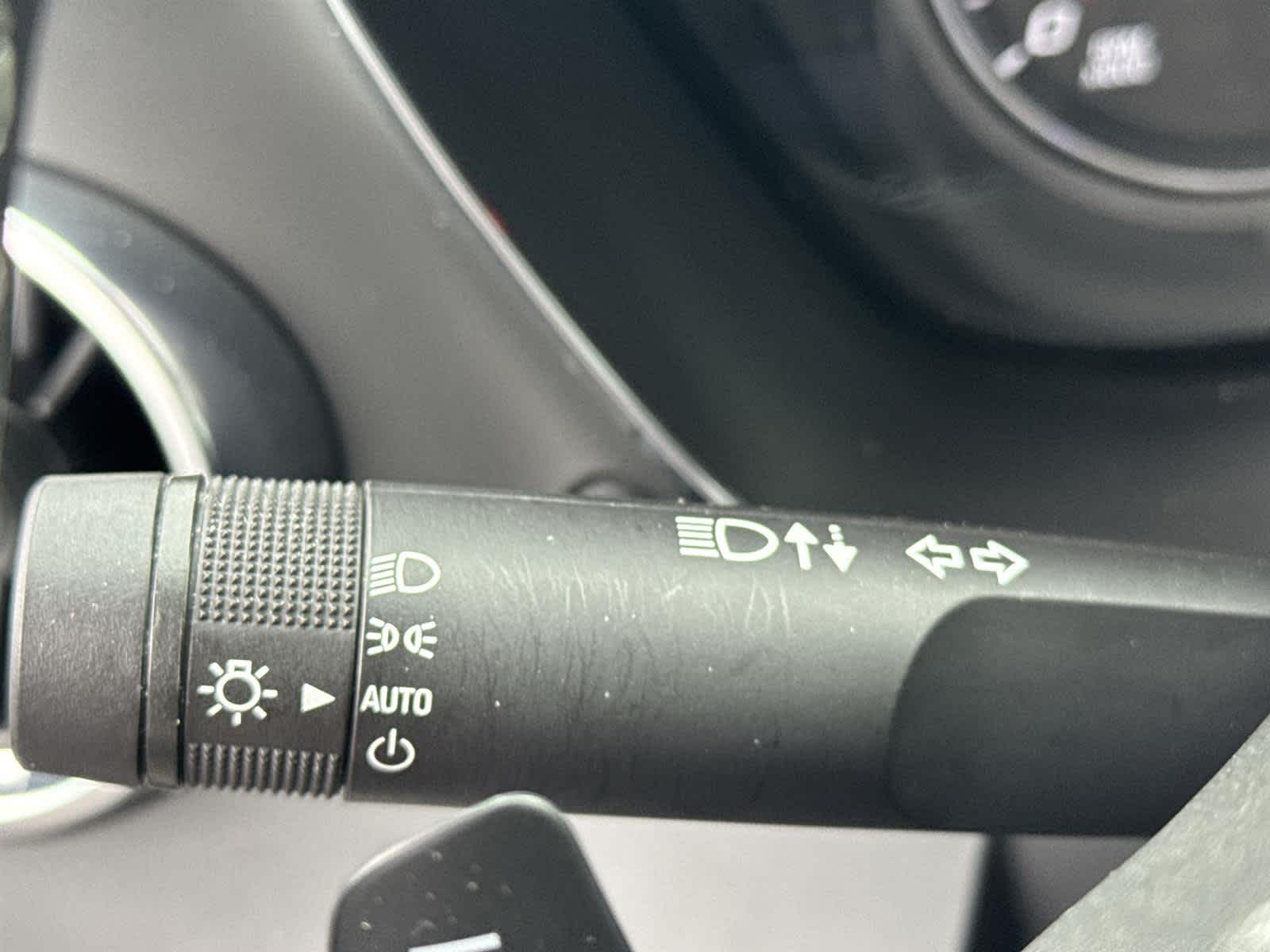 Thumbnail: 2023 Chevrolet Camaro - 25