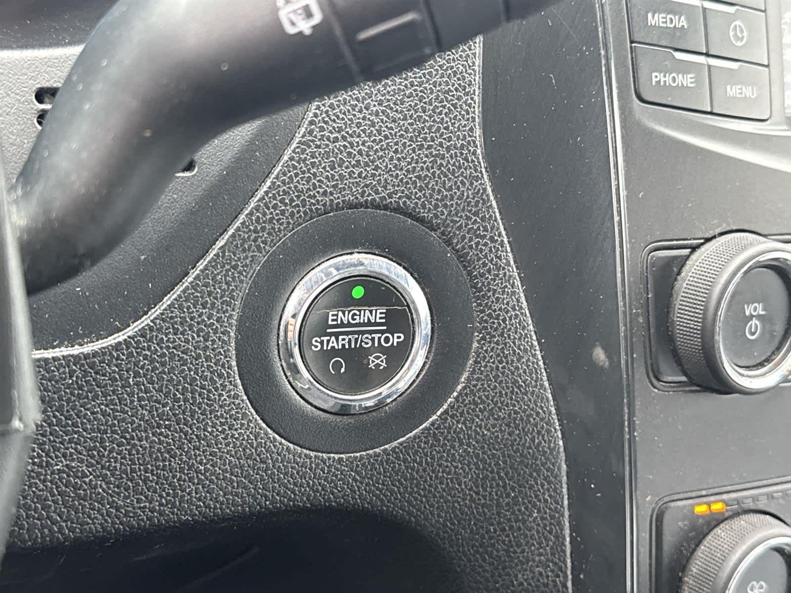 Thumbnail: 2018 Ford Explorer - 27