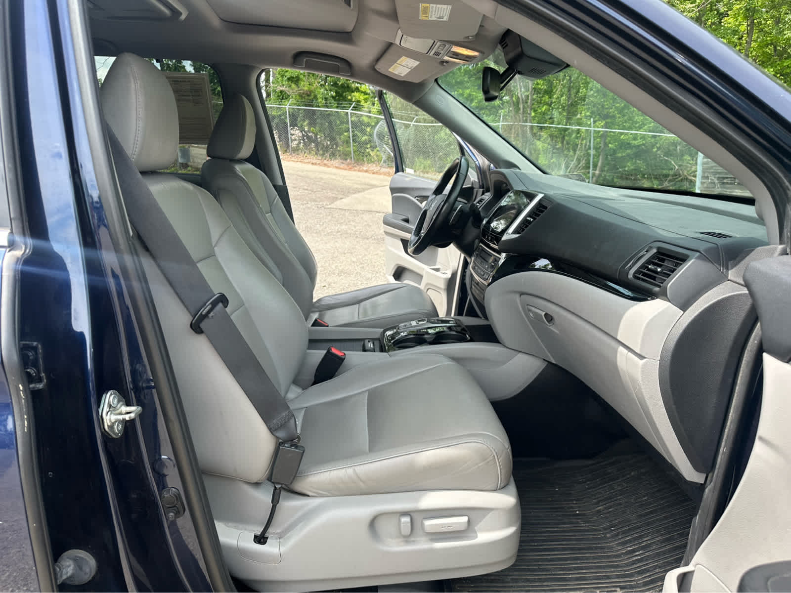 Thumbnail: 2018 Honda Pilot - 22