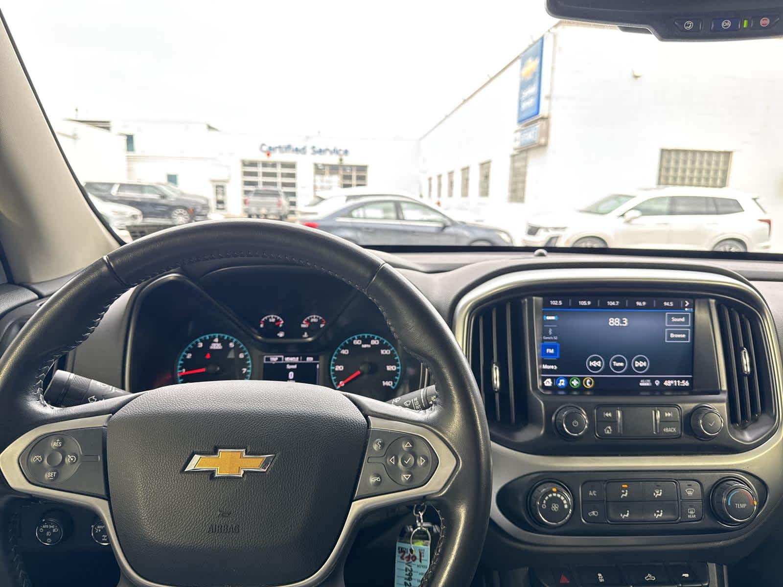 Thumbnail: 2022 Chevrolet Colorado - 16