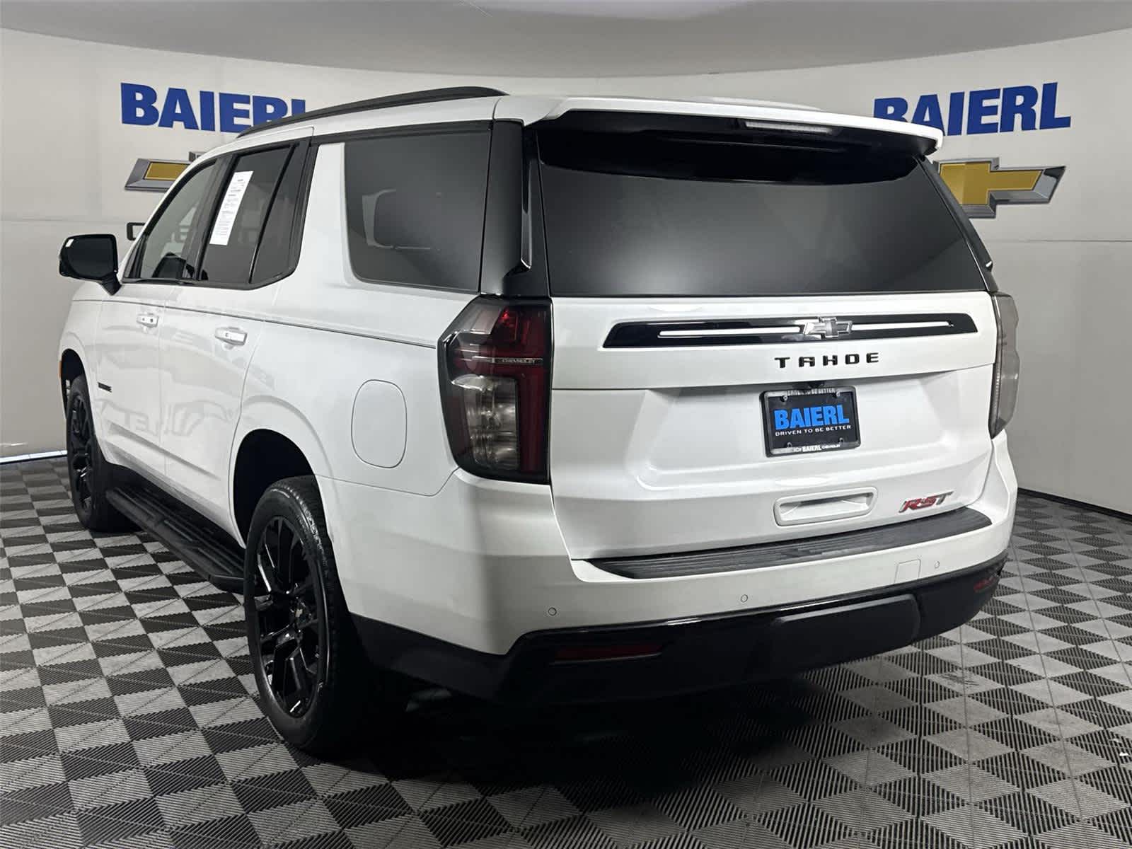 Thumbnail: 2023 Chevrolet Tahoe - 3