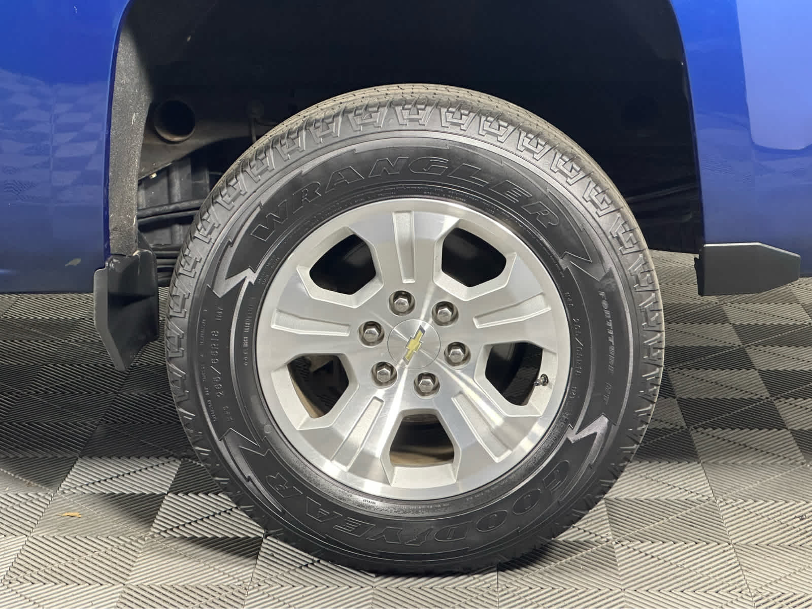 Thumbnail: 2018 Chevrolet Silverado 1500 - 26