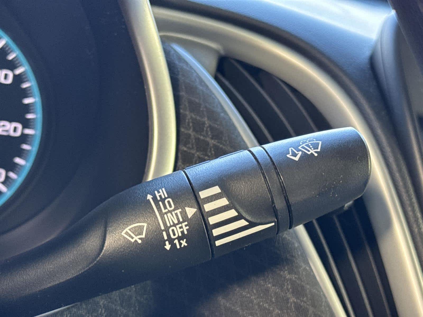 Thumbnail: 2020 Chevrolet Malibu - 27