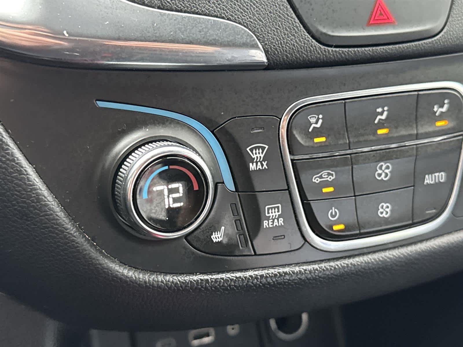 Thumbnail: 2020 Chevrolet Equinox - 21