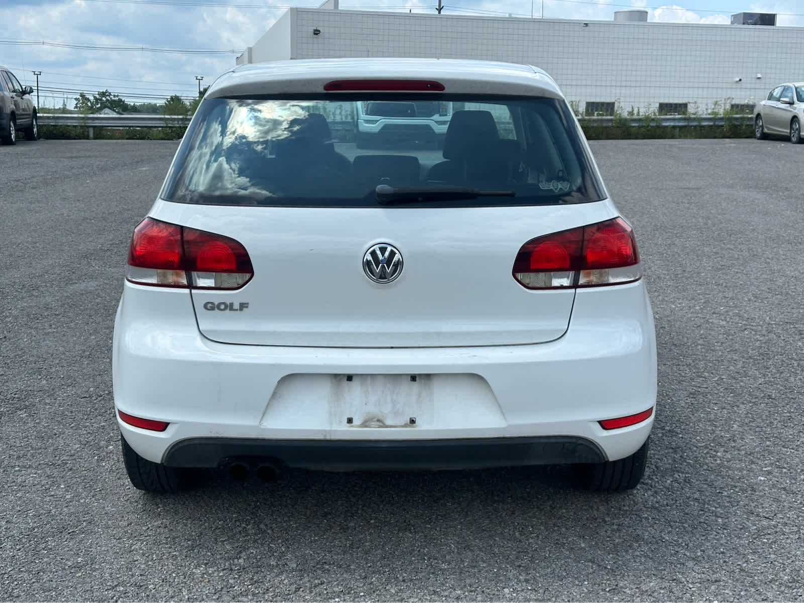 Thumbnail: 2010 Volkswagen Golf - 6
