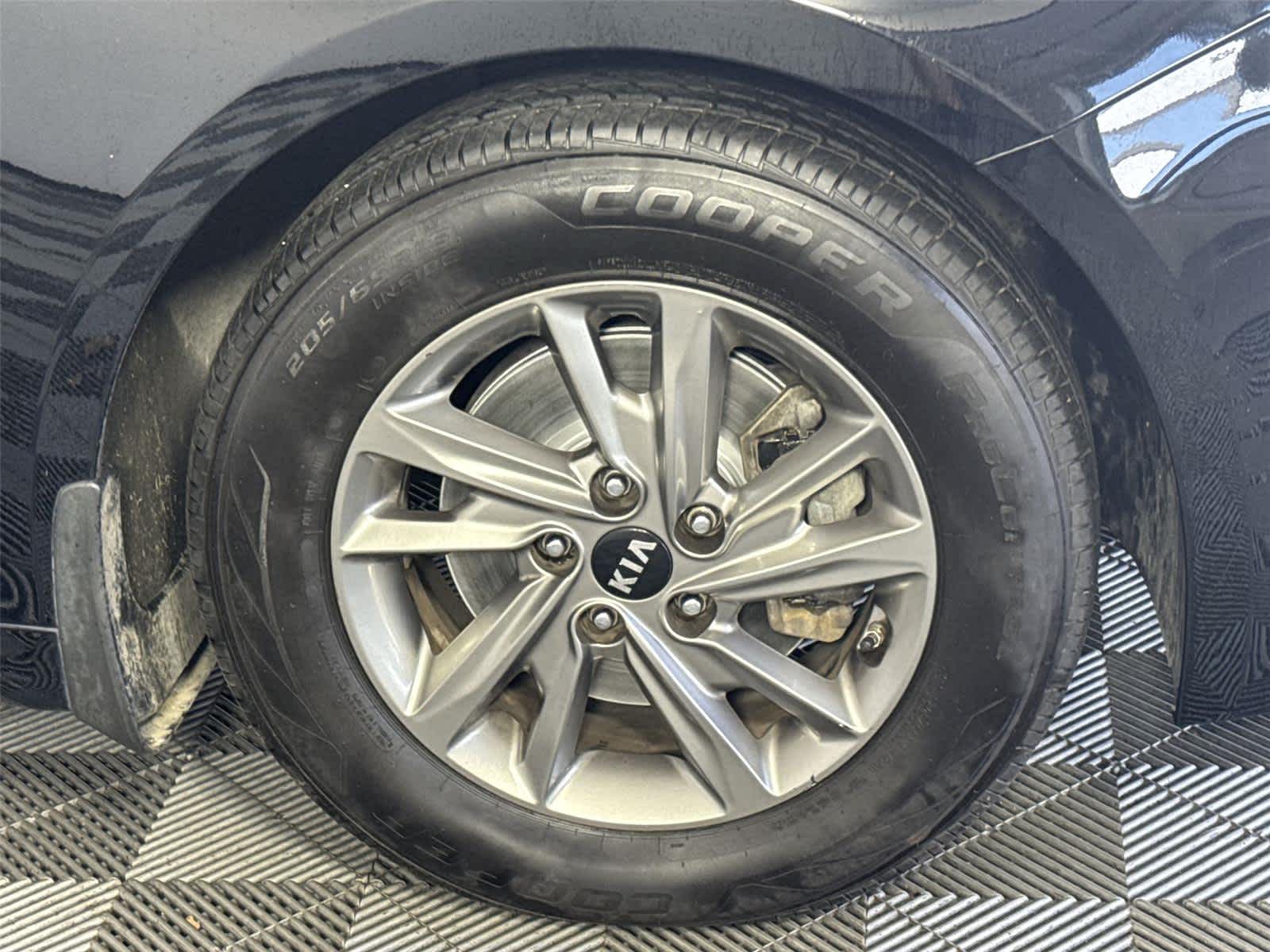 Thumbnail: 2019 Kia Optima - 10