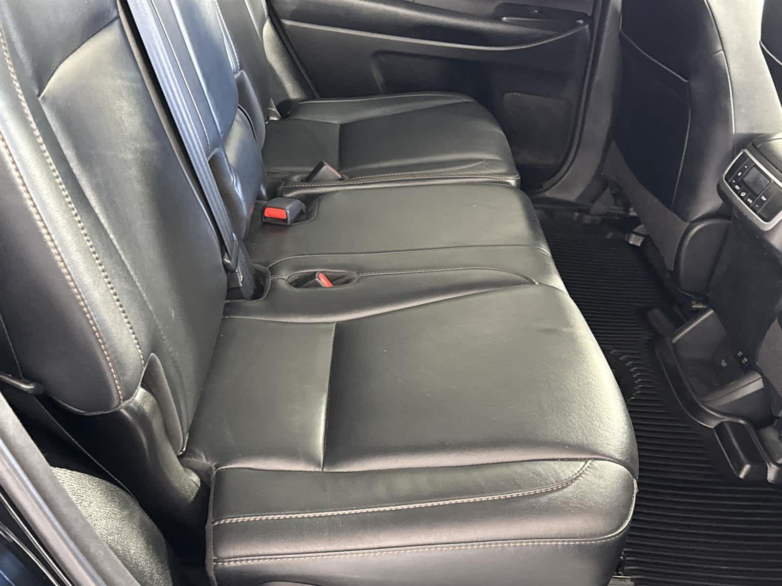 Thumbnail: 2018 Toyota Highlander - 16