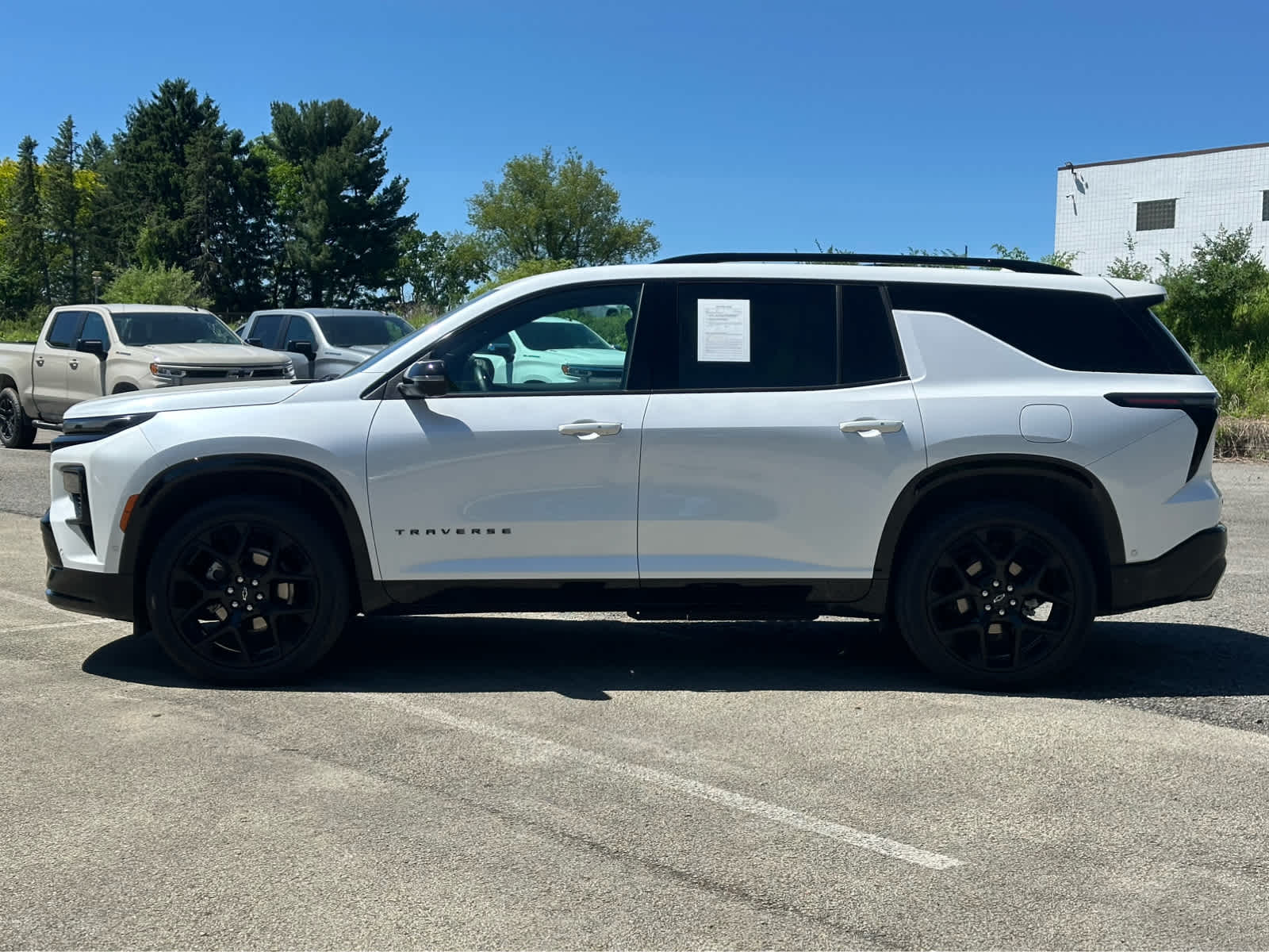 Thumbnail: 2024 Chevrolet Traverse - 4