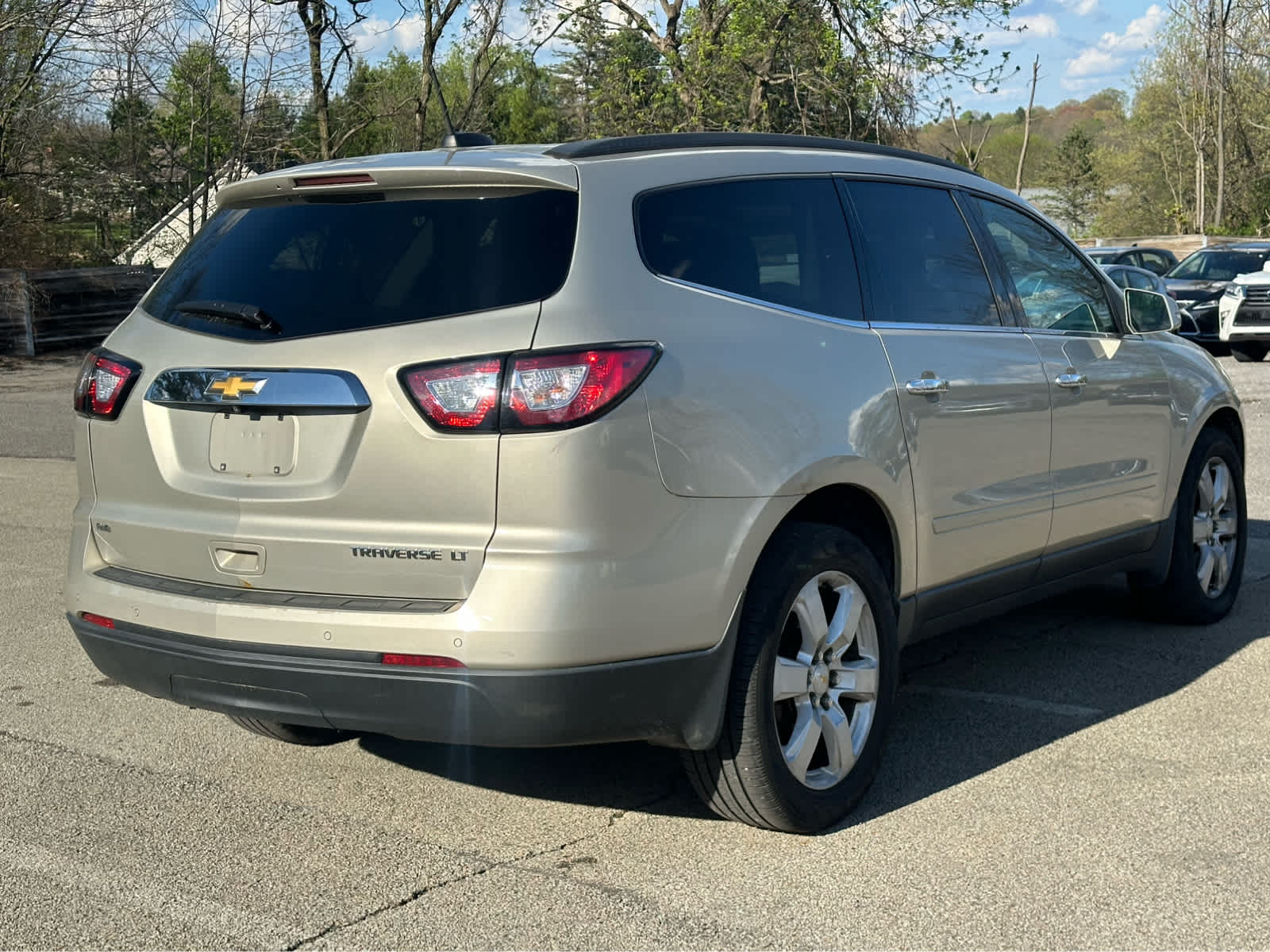 Thumbnail: 2016 Chevrolet Traverse - 4
