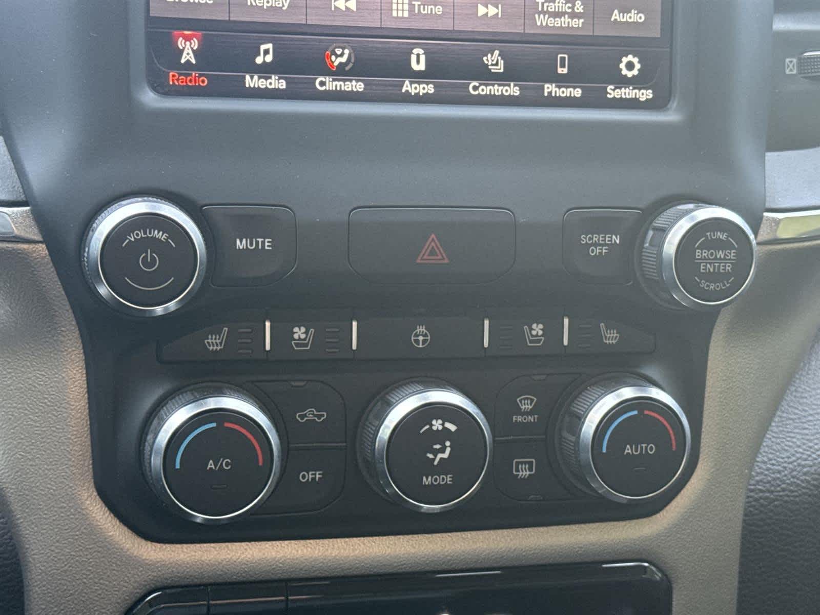 Thumbnail: 2019 RAM 1500 - 19