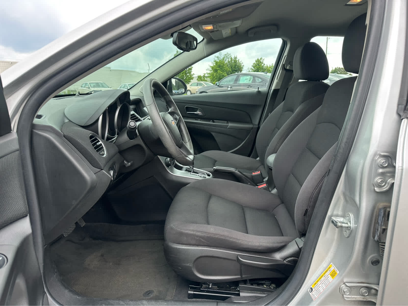 Thumbnail: 2015 Chevrolet Cruze - 9