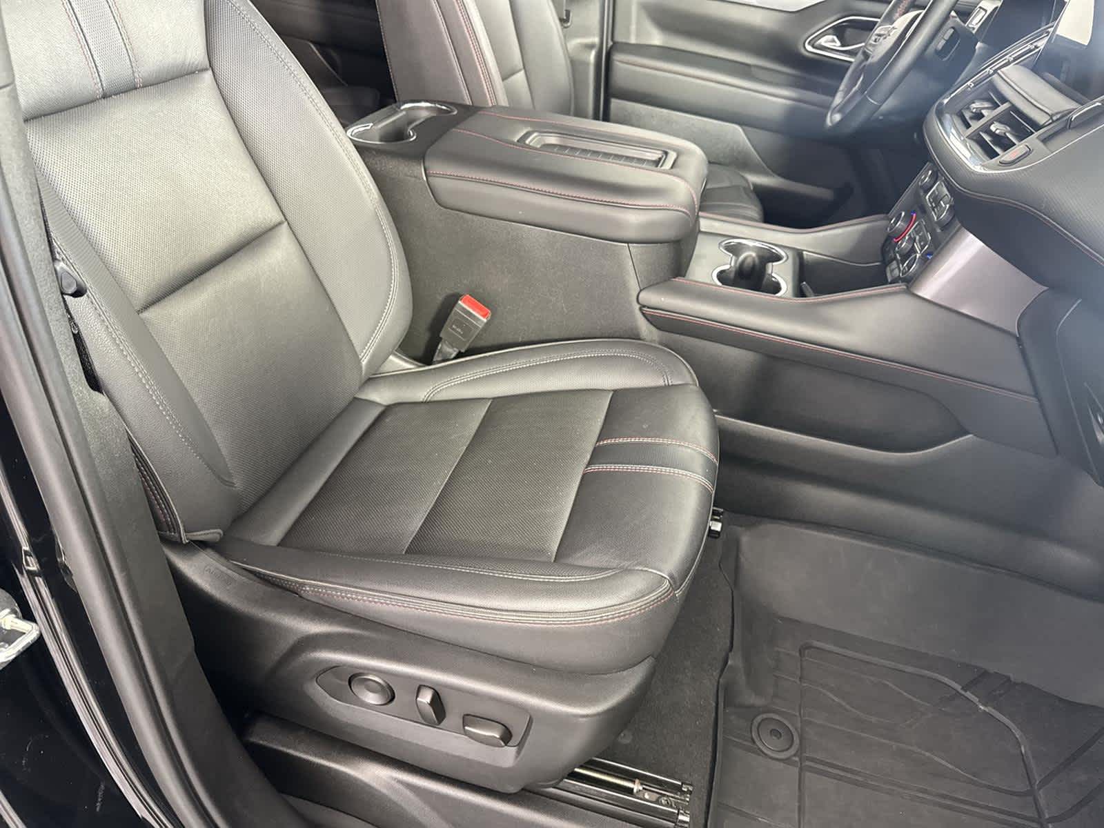 Thumbnail: 2023 Chevrolet Suburban - 16