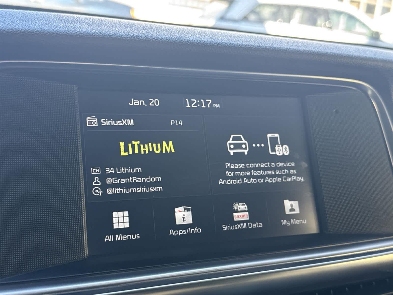 Thumbnail: 2018 Kia Optima - 16