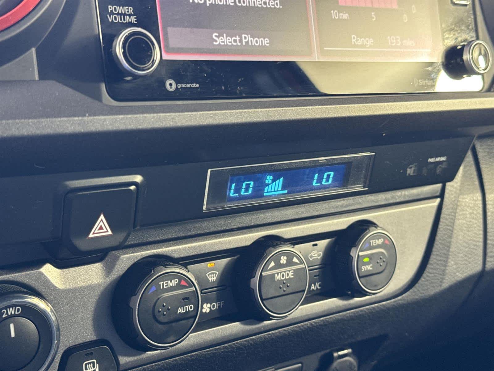 Thumbnail: 2022 Toyota Tacoma - 20