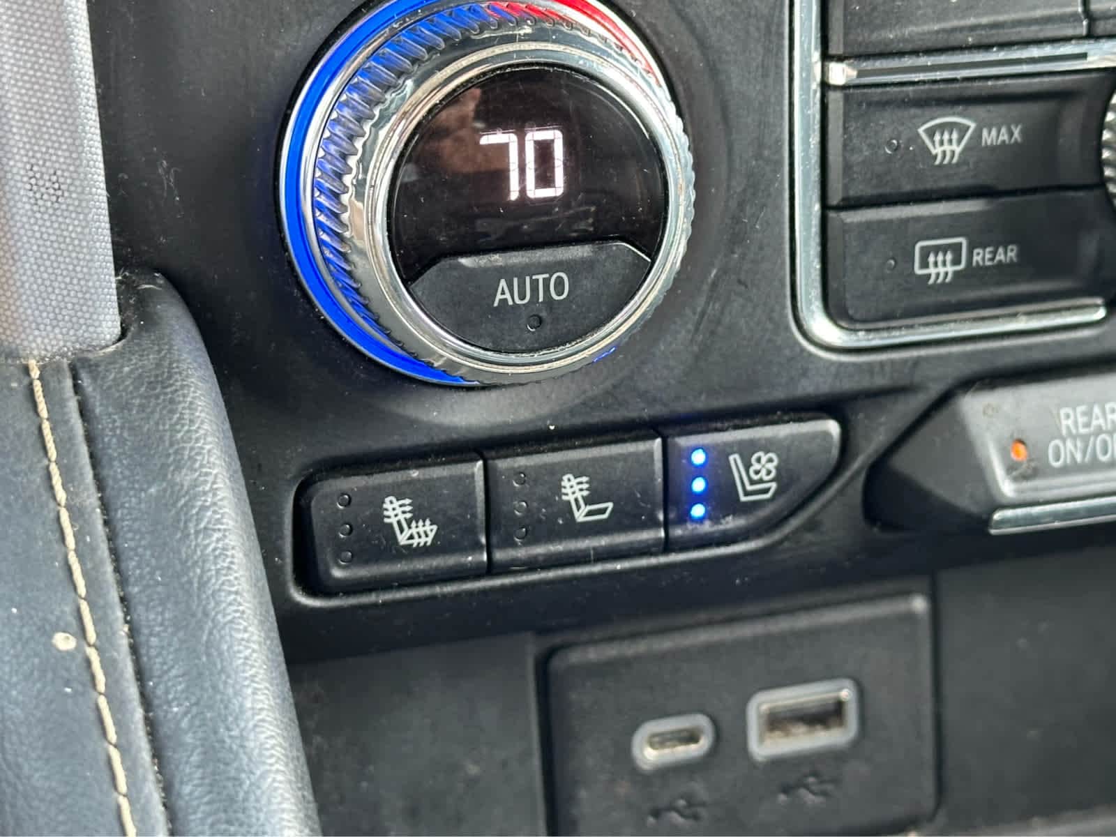Thumbnail: 2021 GMC Yukon - 17