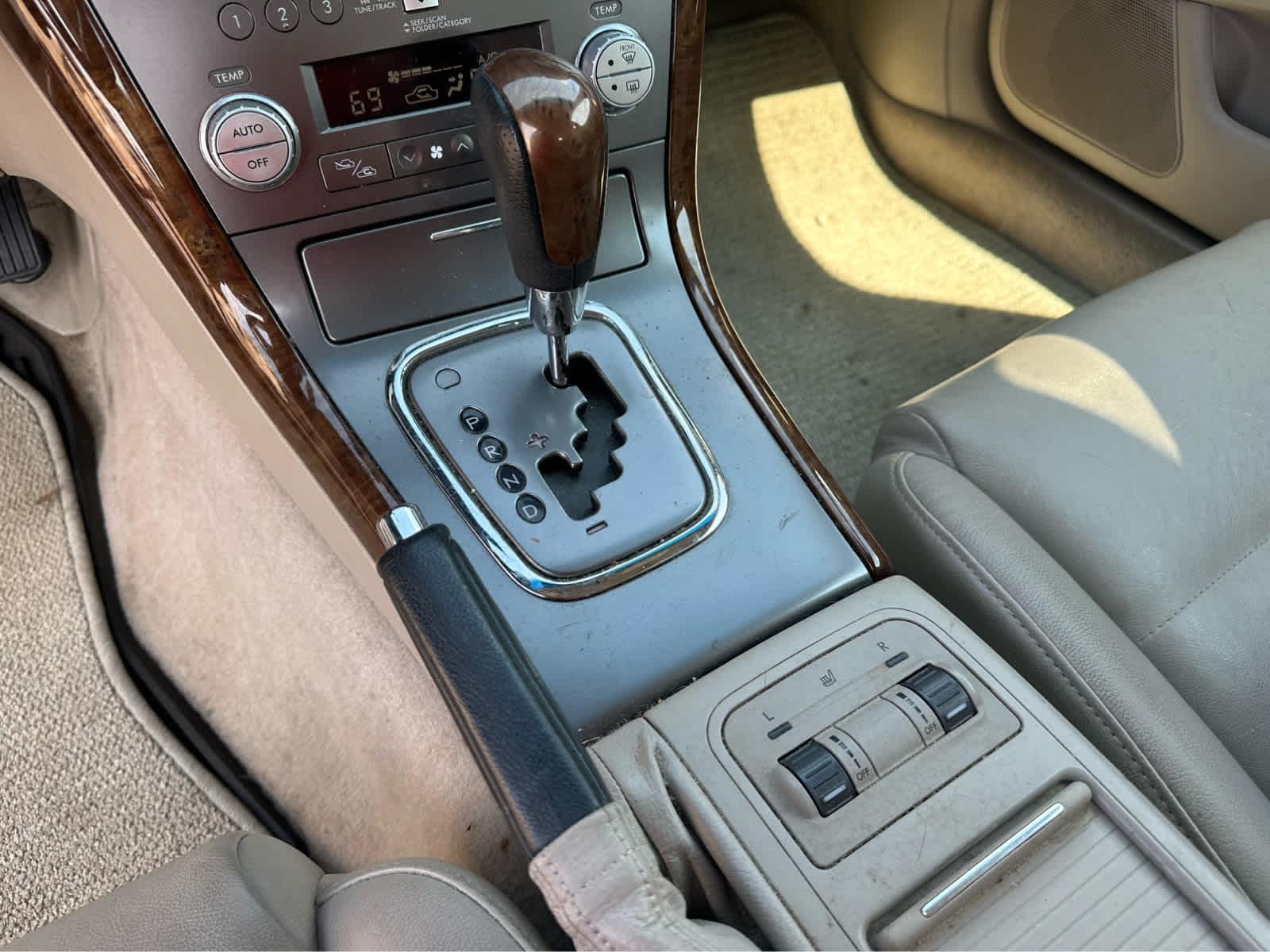 Thumbnail: 2007 Subaru Outback - 14