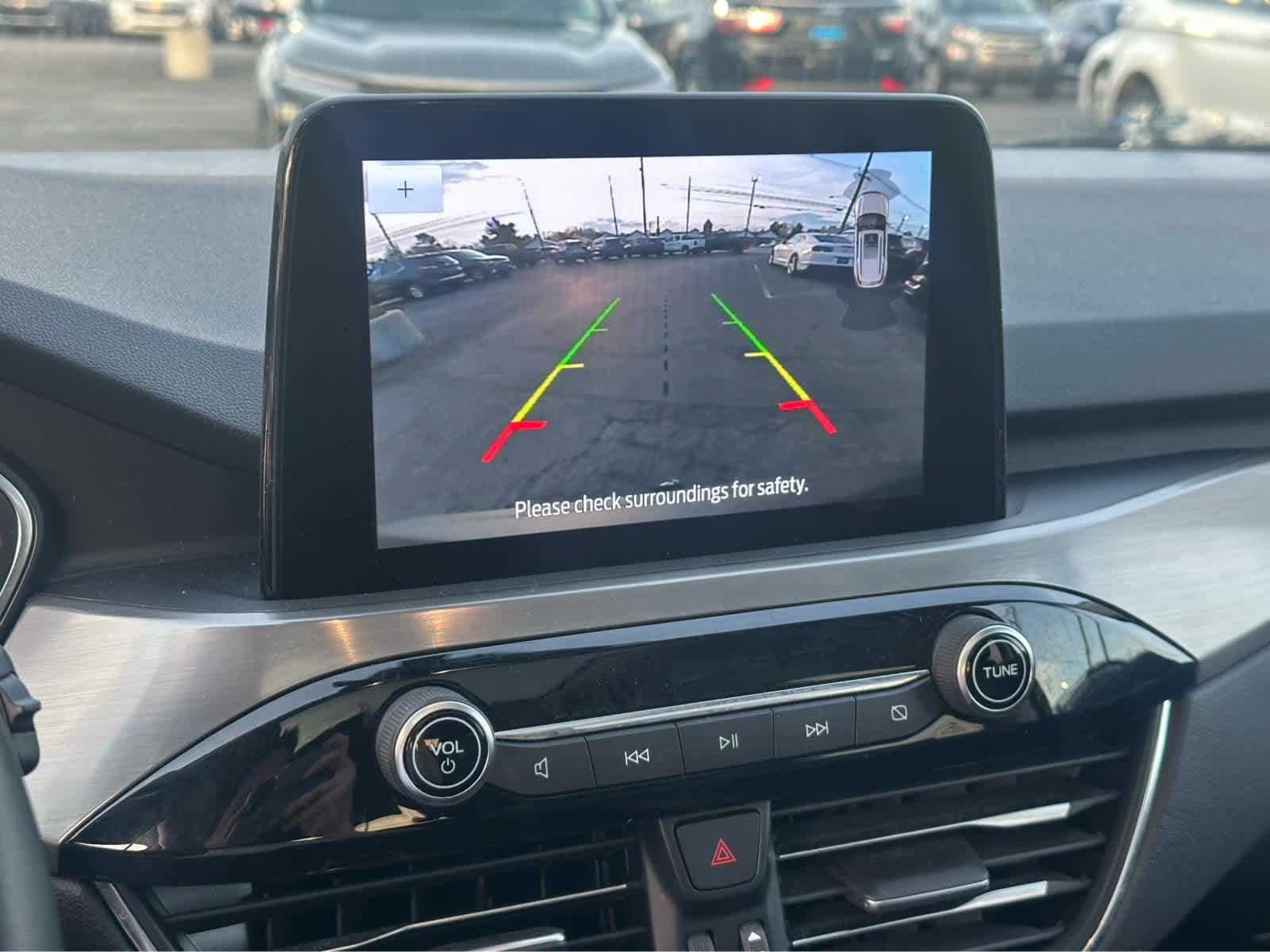 Thumbnail: 2022 Ford Escape - 15