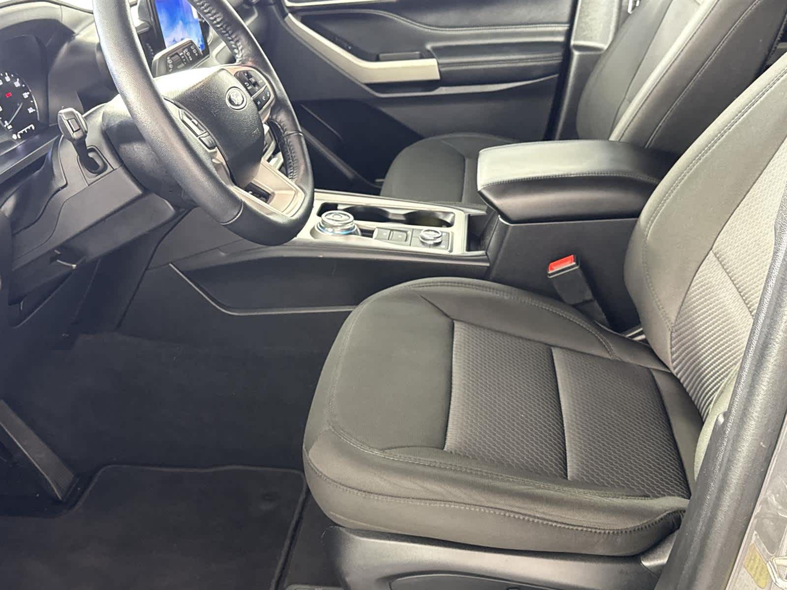 Thumbnail: 2022 Ford Explorer - 10