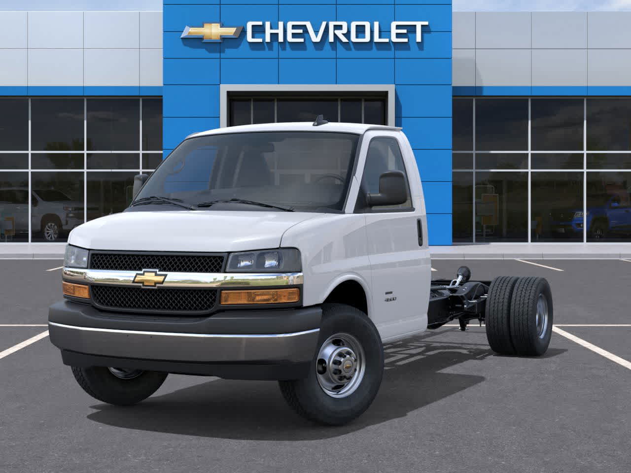 Thumbnail: 2025 Chevrolet Express - 6