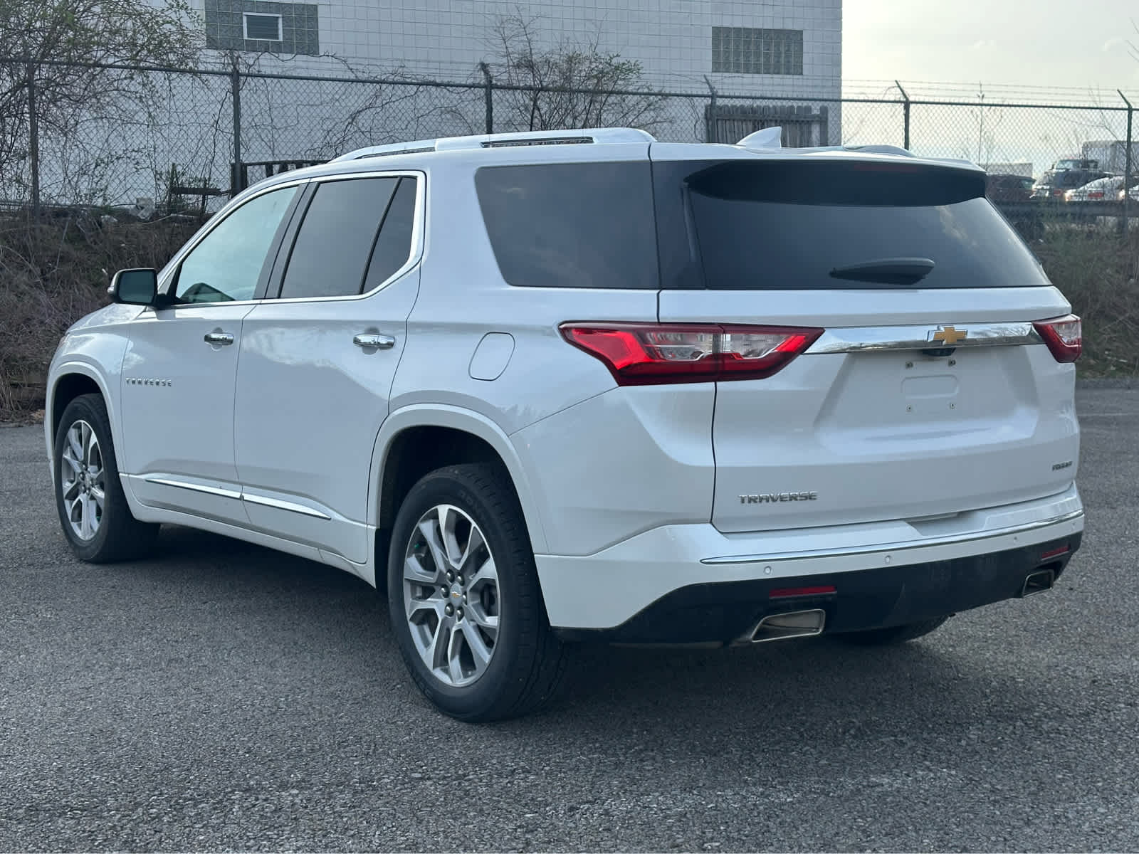 Thumbnail: 2021 Chevrolet Traverse - 5