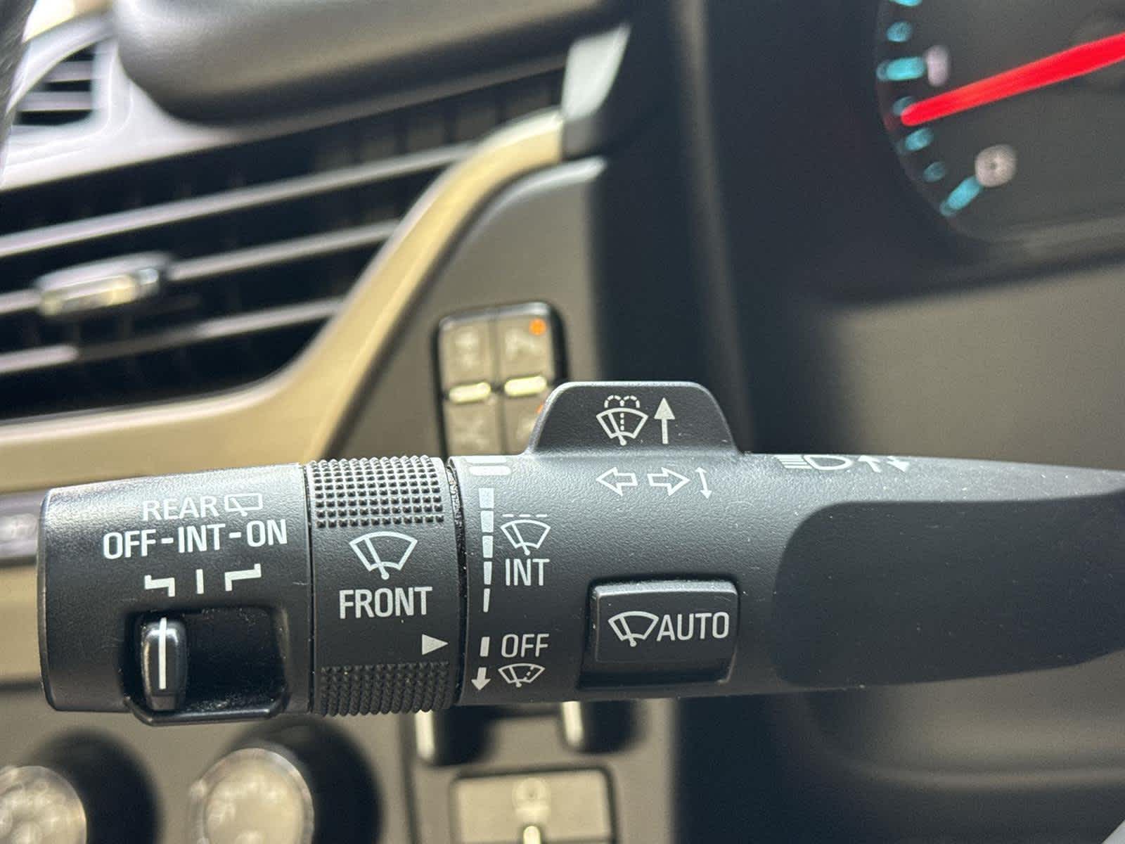2018 GMC Yukon Denali 29