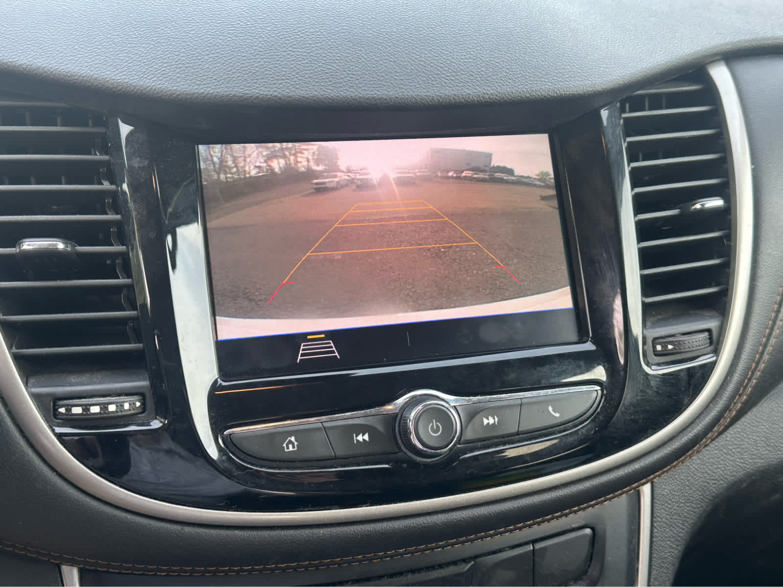 Thumbnail: 2020 Chevrolet Trax - 13