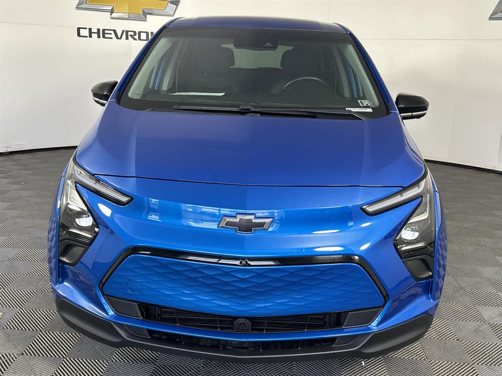 Thumbnail: 2023 Chevrolet Bolt EV - 8