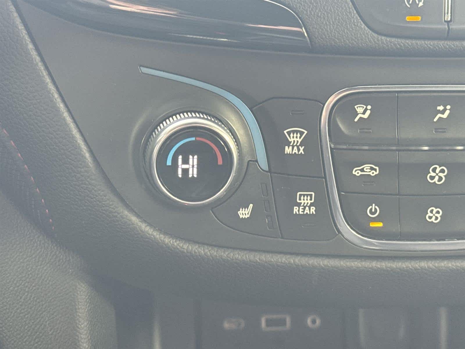 Thumbnail: 2022 Chevrolet Equinox - 20