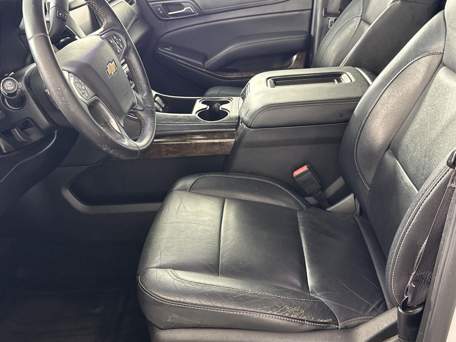 Thumbnail: 2016 Chevrolet Tahoe - 12