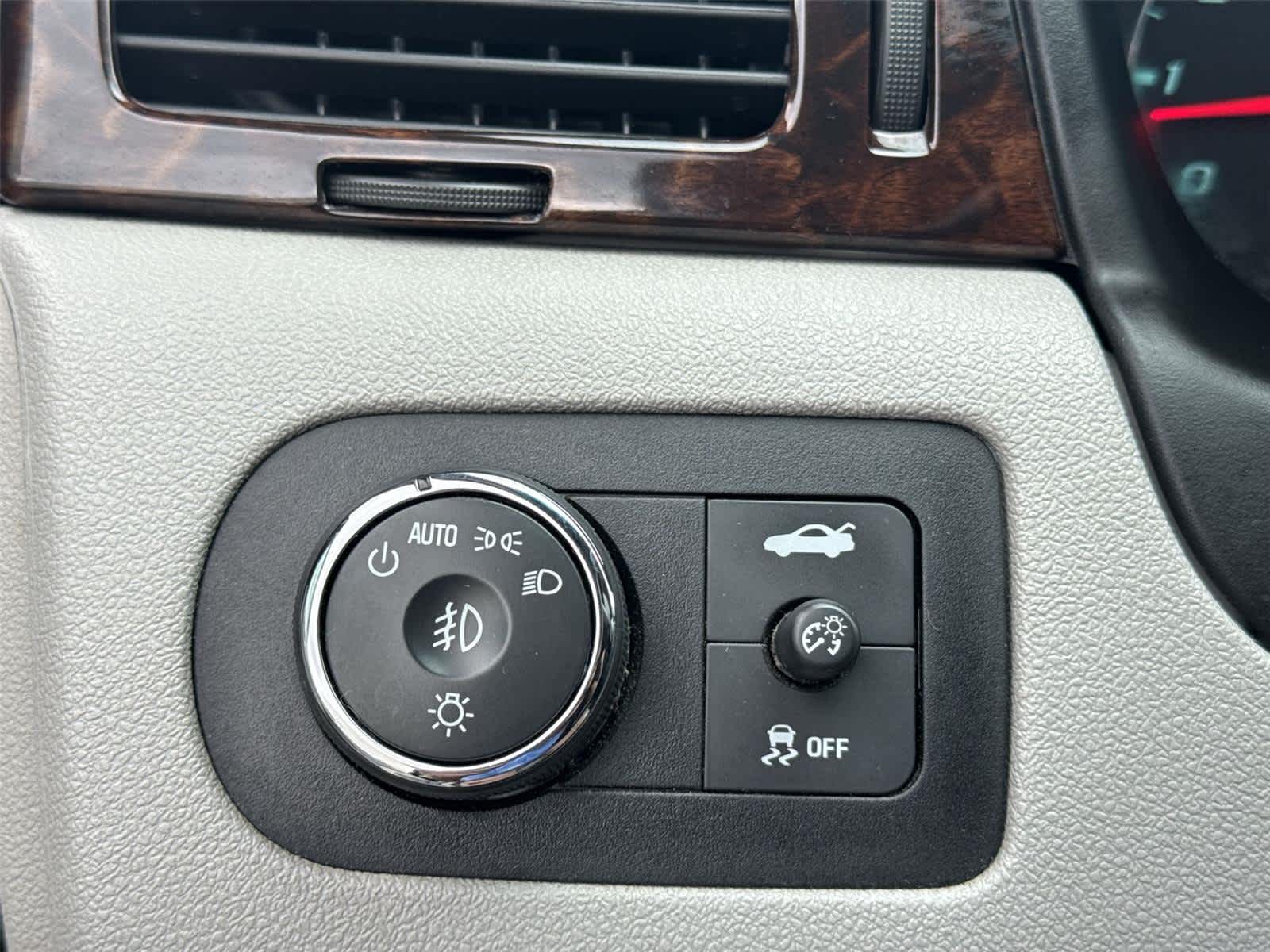 Thumbnail: 2012 Chevrolet Impala - 23