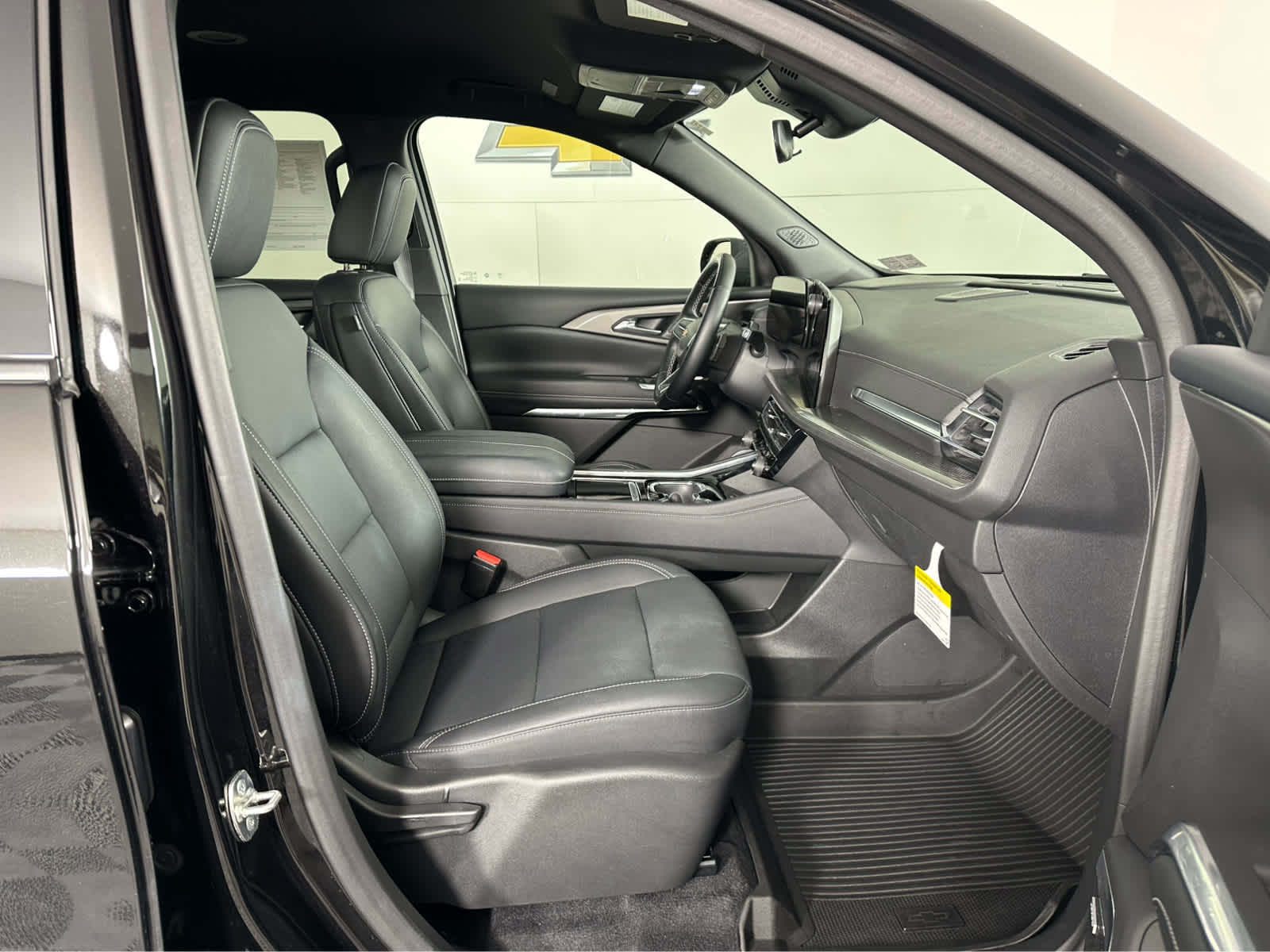 Thumbnail: 2024 Chevrolet Traverse - 20