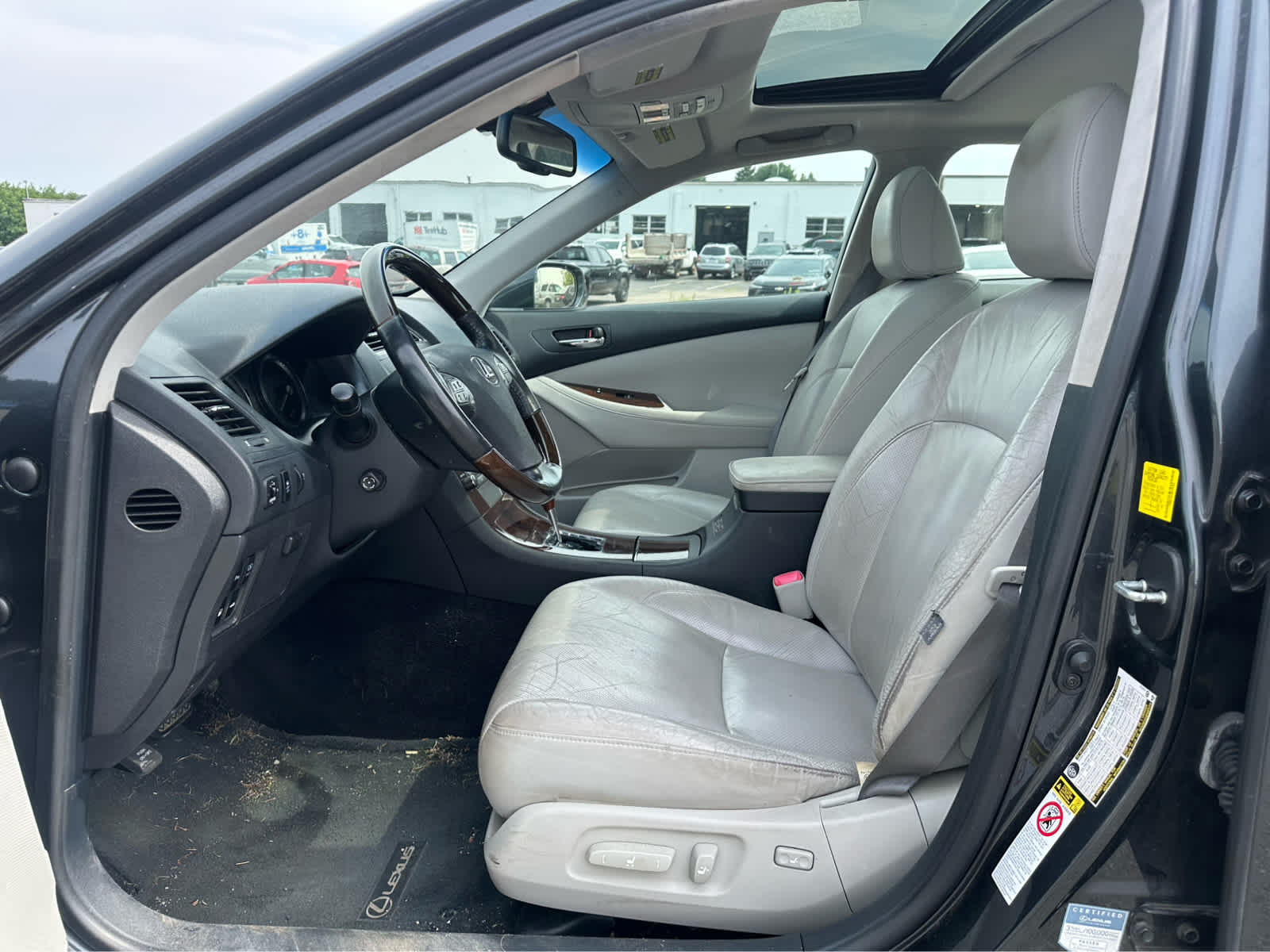 Thumbnail: 2011 Lexus ES - 9