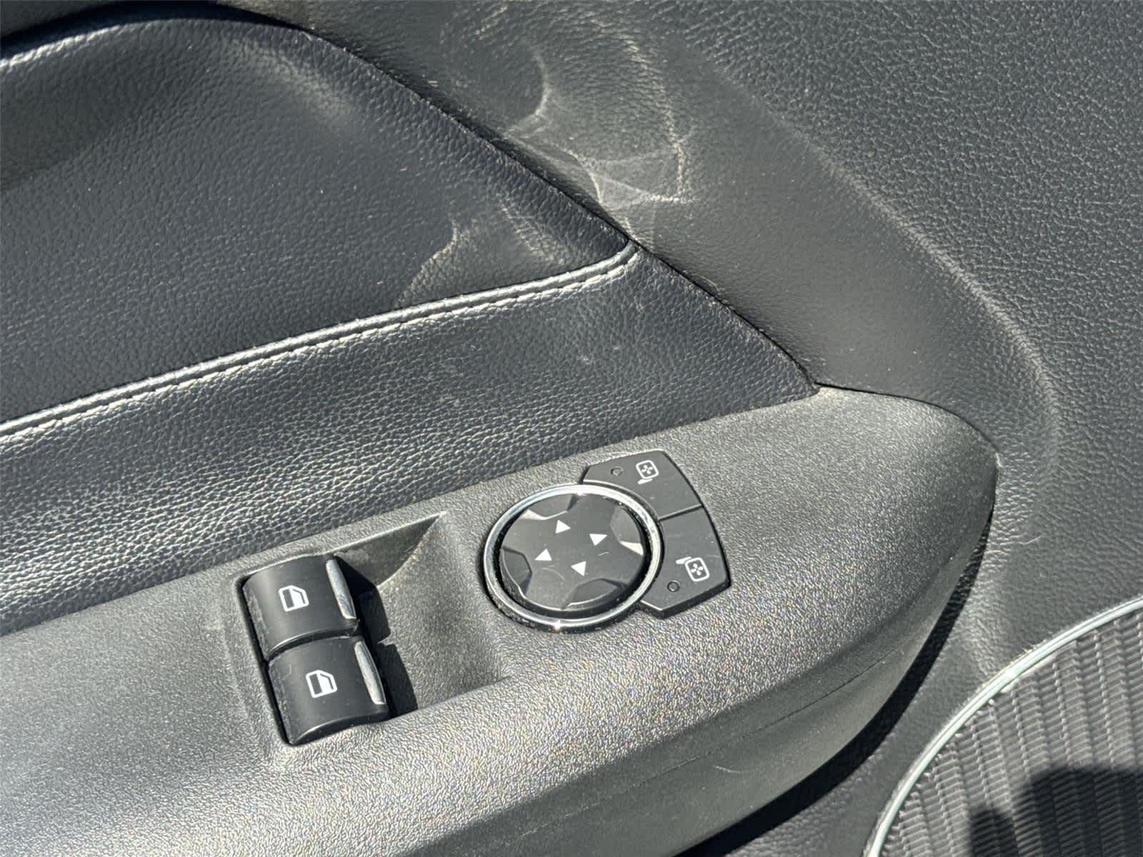 Thumbnail: 2017 Ford Mustang - 20