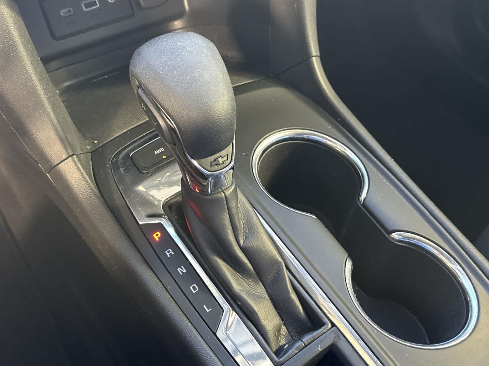 Thumbnail: 2022 Chevrolet Equinox - 21