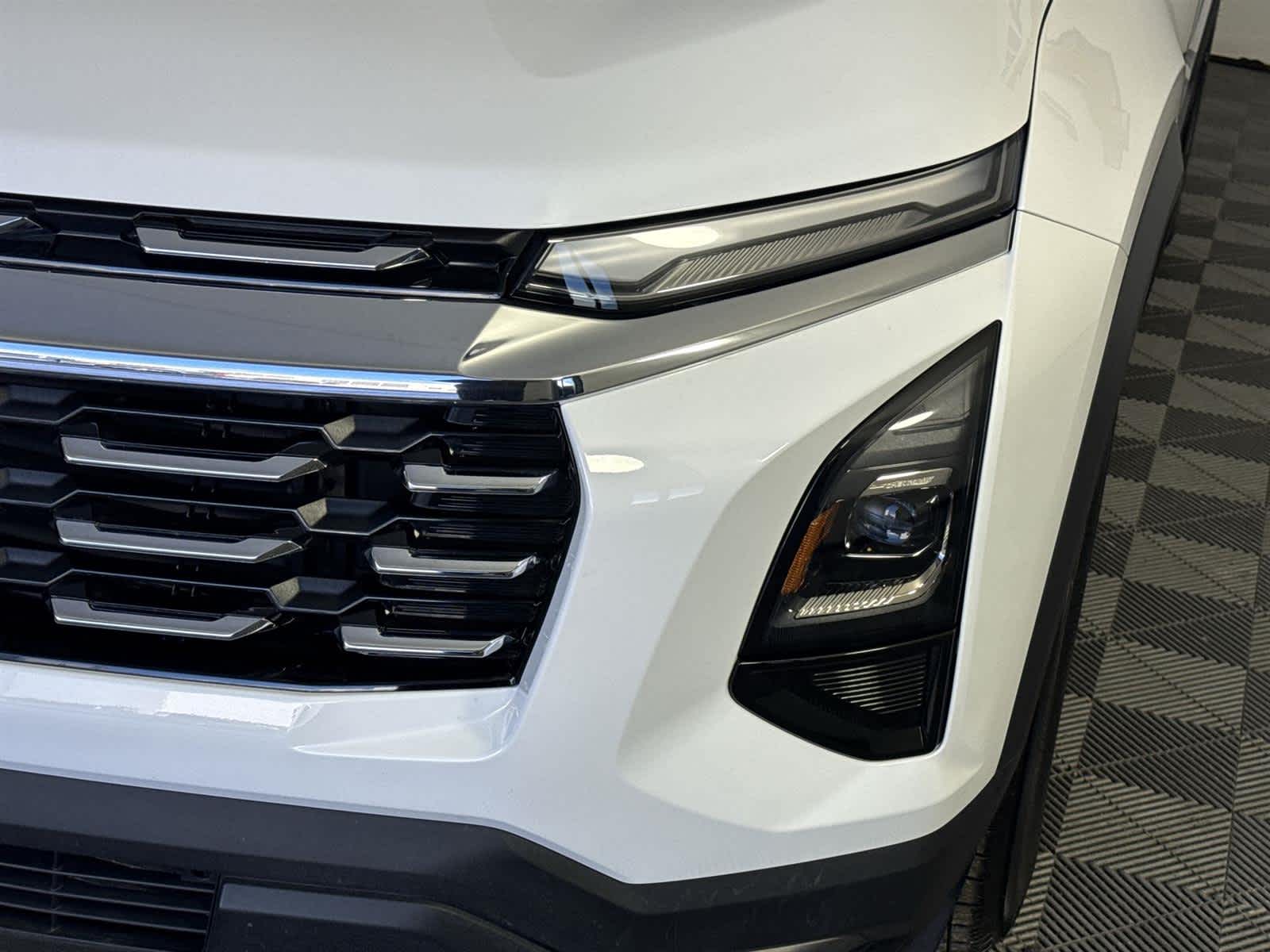 Thumbnail: 2026 Chevrolet Equinox - 9