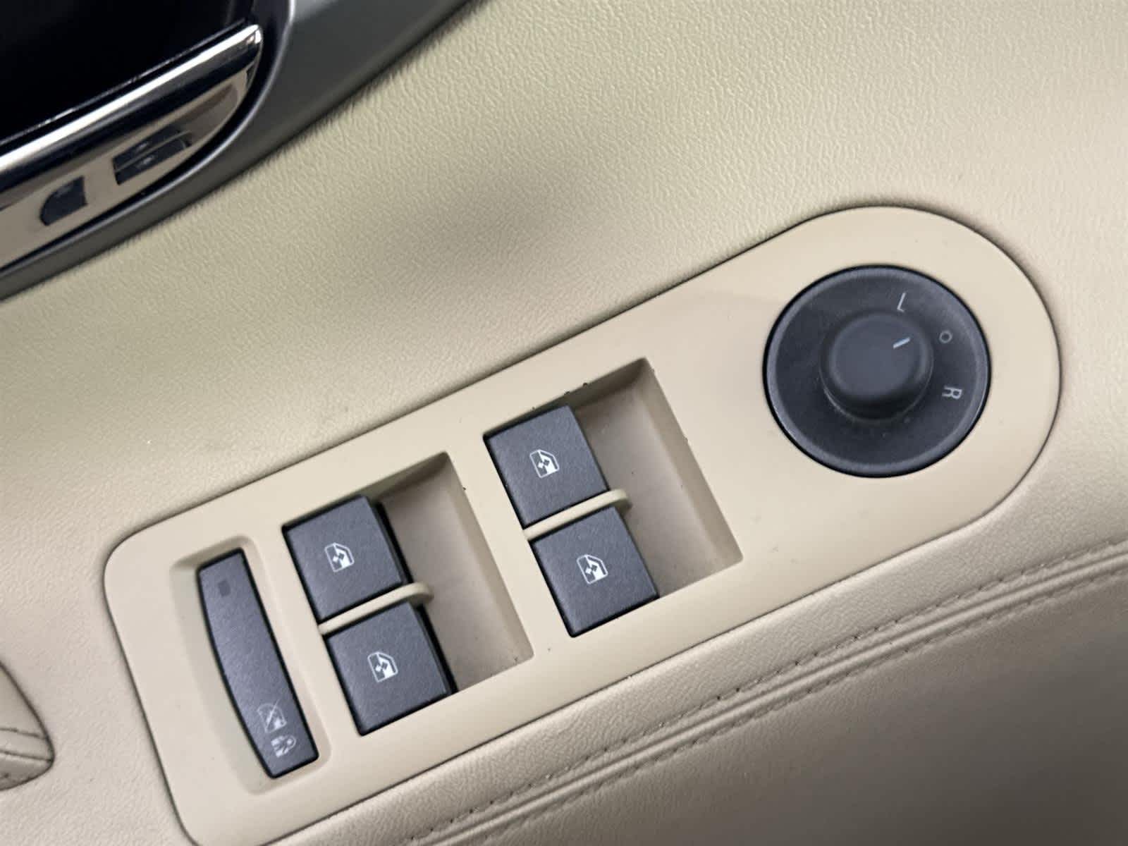 Thumbnail: 2012 Buick LaCrosse - 21