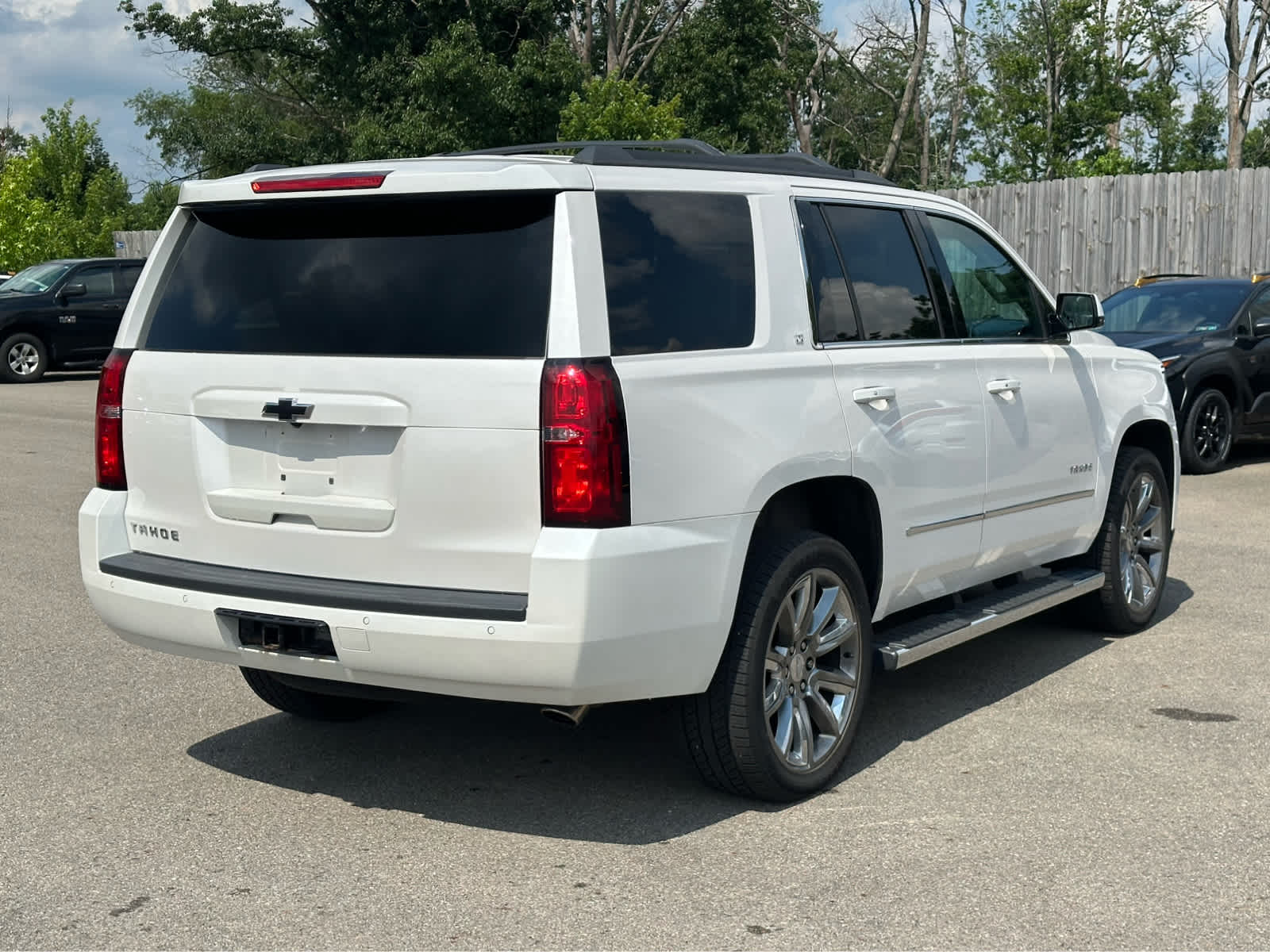 Thumbnail: 2019 Chevrolet Tahoe - 5