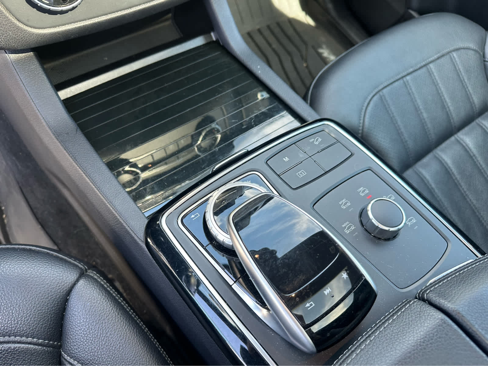 Thumbnail: 2018 Mercedes-Benz GLE - 15