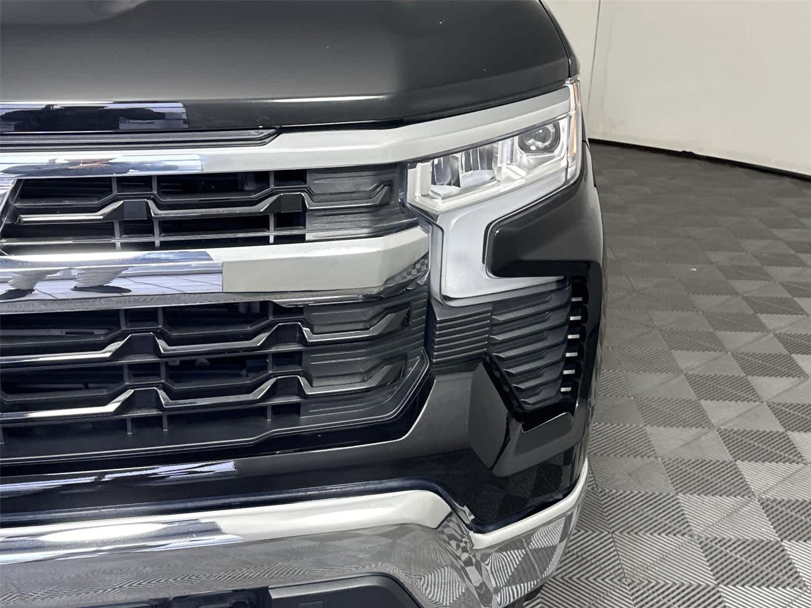 Thumbnail: 2024 Chevrolet Silverado 1500 - 9