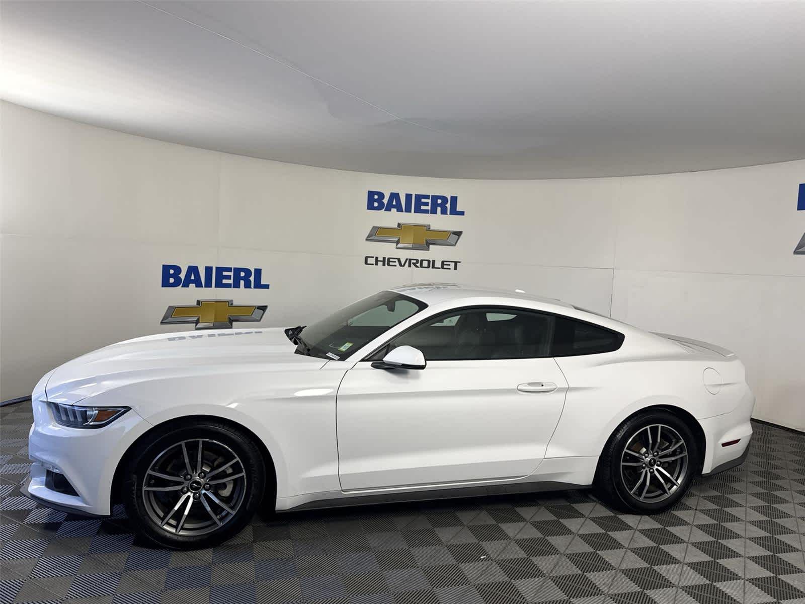 Thumbnail: 2017 Ford Mustang - 2