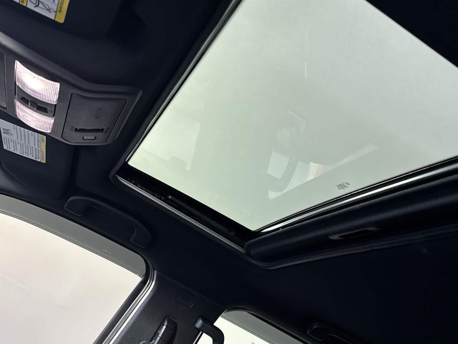 Thumbnail: 2022 Nissan Frontier - 13