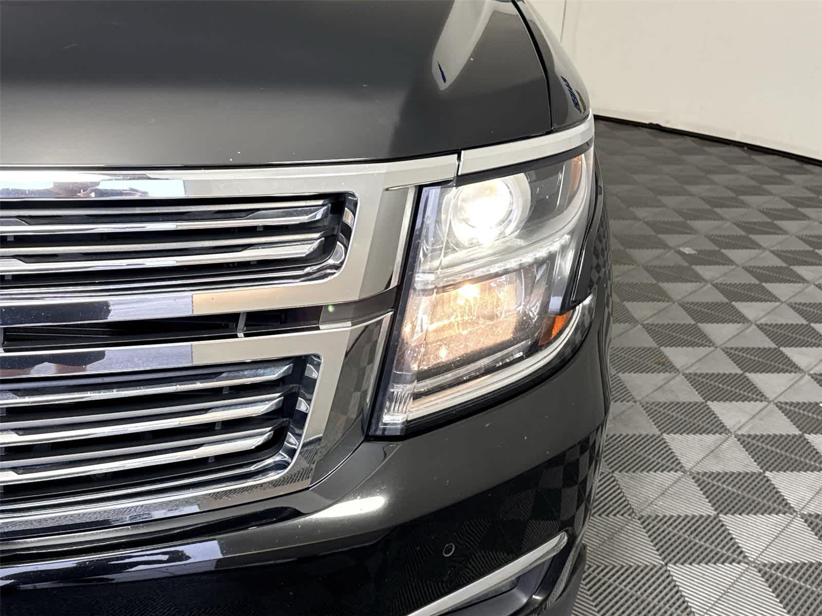 Thumbnail: 2017 Chevrolet Tahoe - 9