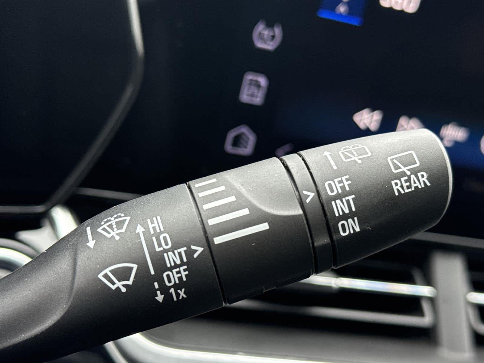 Thumbnail: 2024 Chevrolet Trax - 28