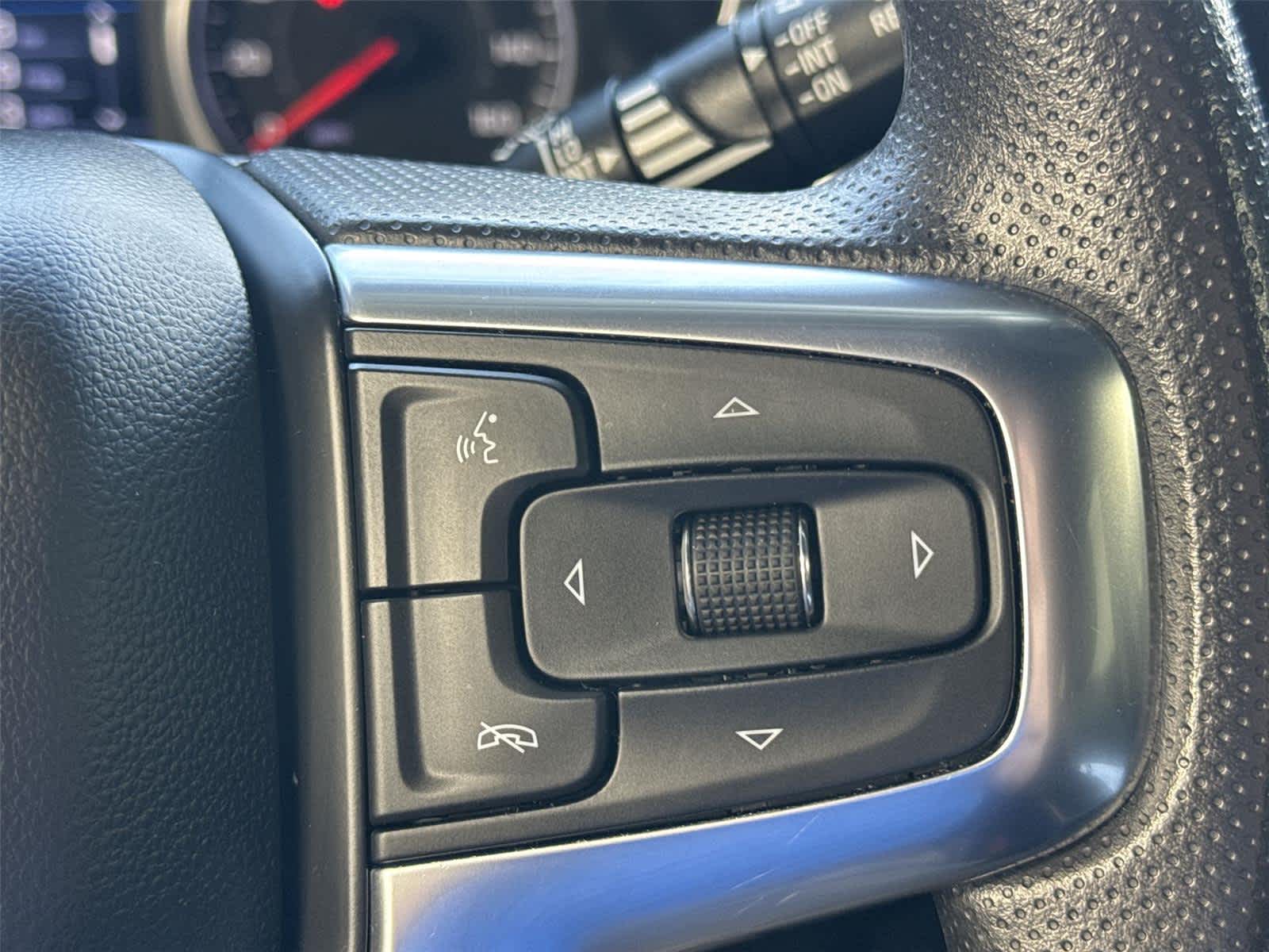 Thumbnail: 2021 Chevrolet Blazer - 25