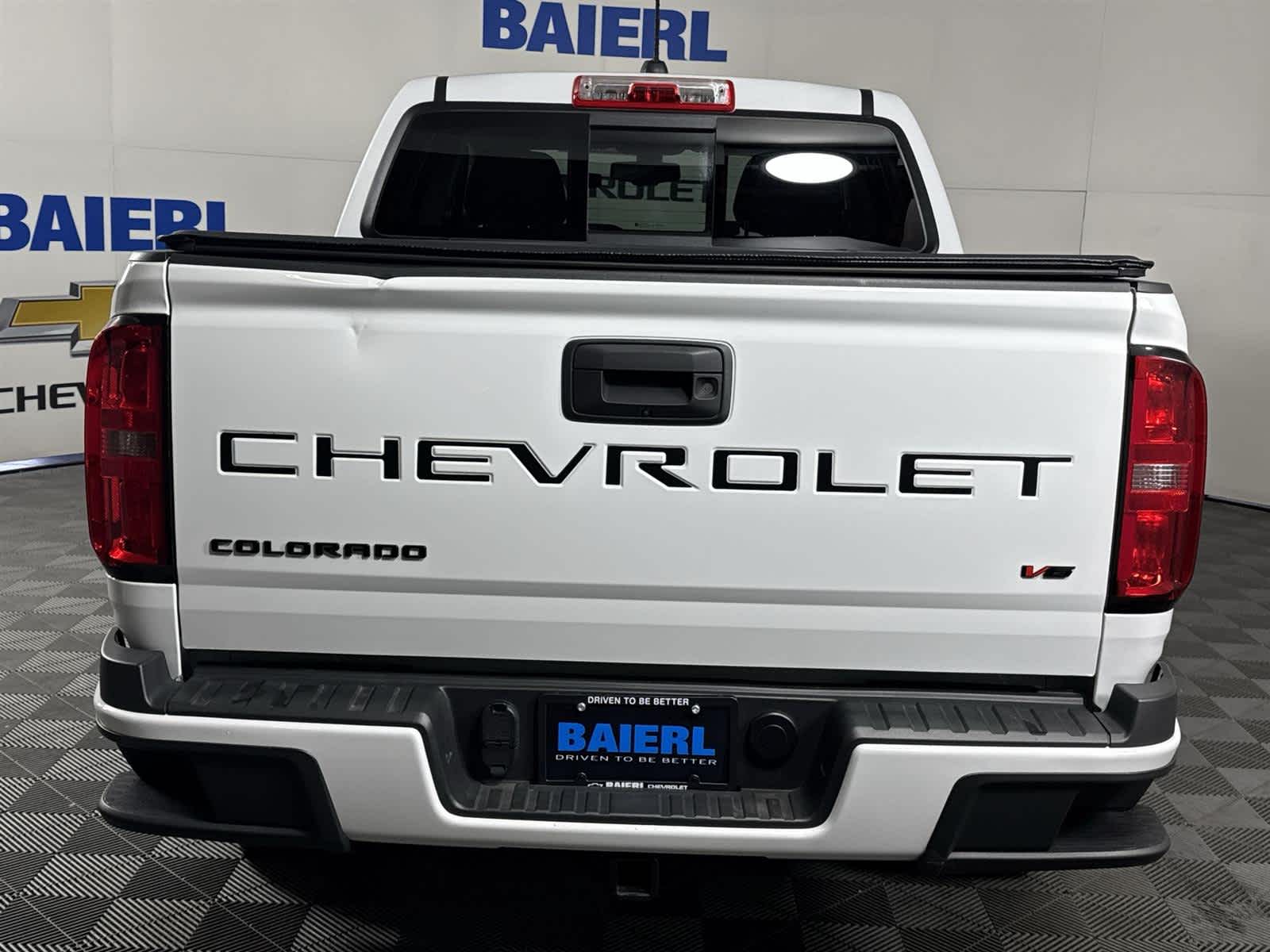 Thumbnail: 2022 Chevrolet Colorado - 4