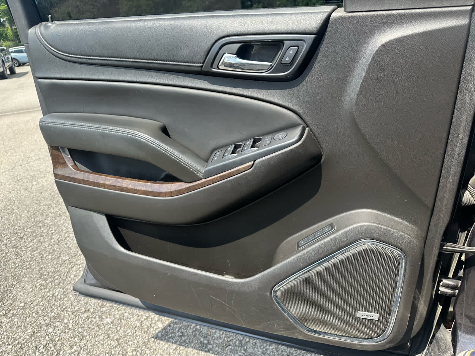 Thumbnail: 2017 Chevrolet Tahoe - 20
