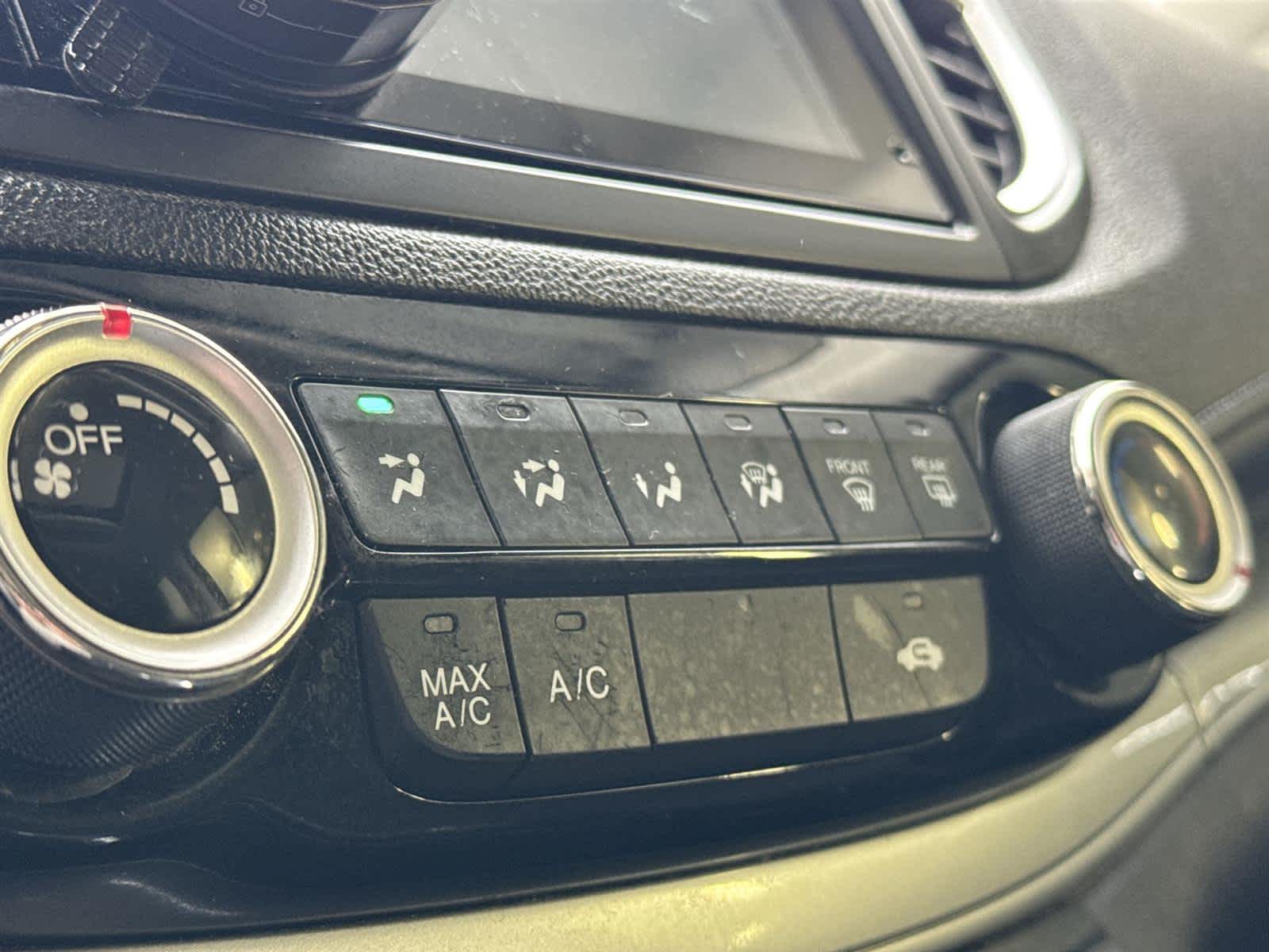 Thumbnail: 2015 Honda CR-V - 18