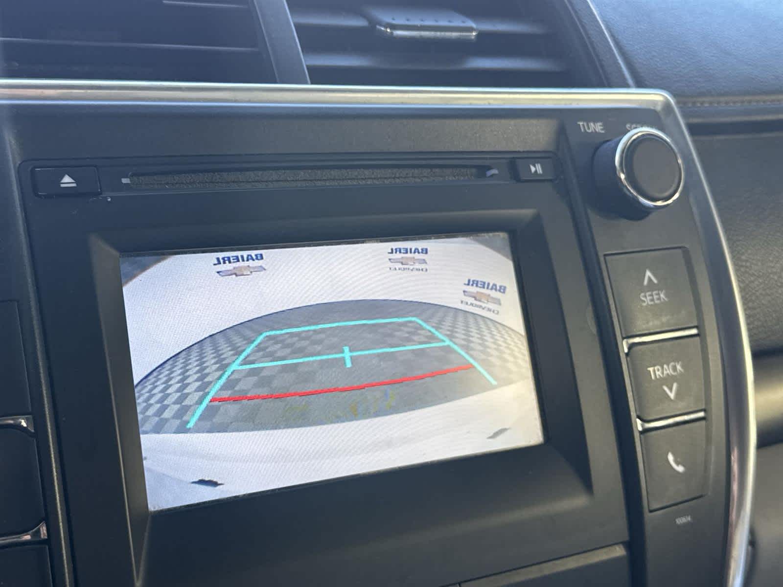 Thumbnail: 2016 Toyota Camry - 17